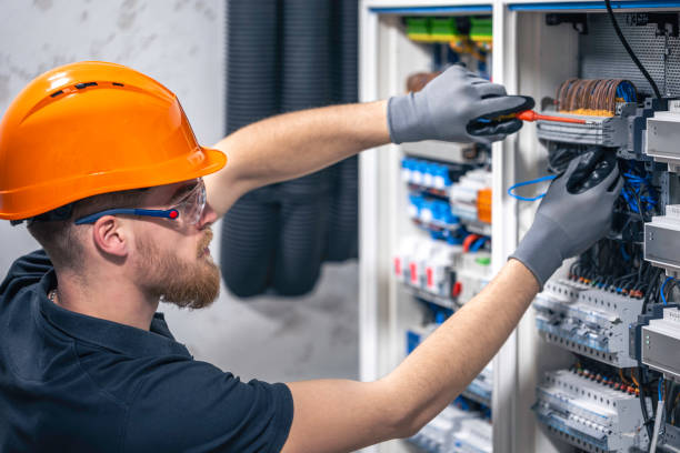Best Emergency Electrical Repair  in Sleepy Hollow, IL